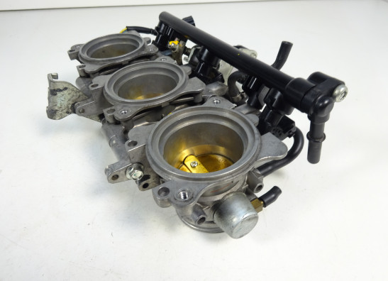 Gasklephuis Triumph Street Triple 675