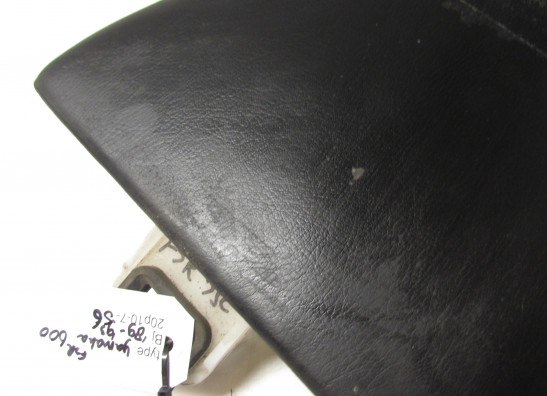 Zadel Yamaha FZR 600