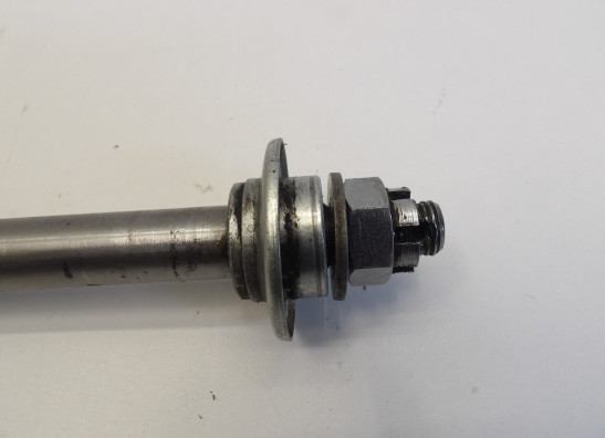 Hinterradachse Yamaha XS 750