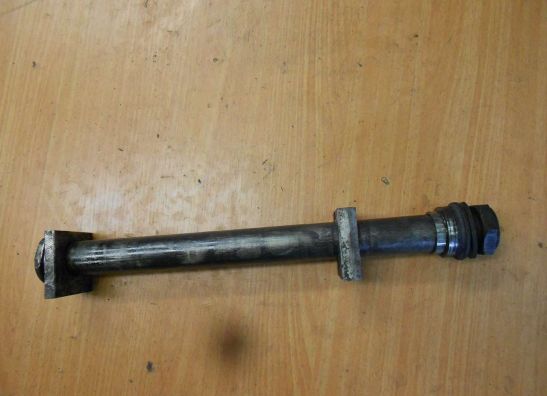 Rear axle Suzuki GSX R 600