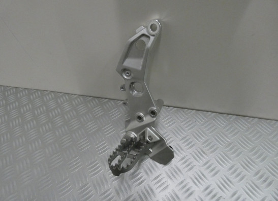 Main step holder right BMW F 850 GS