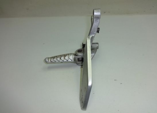 Fussrastetrager vorne links Aprilia RST 1000 Futura