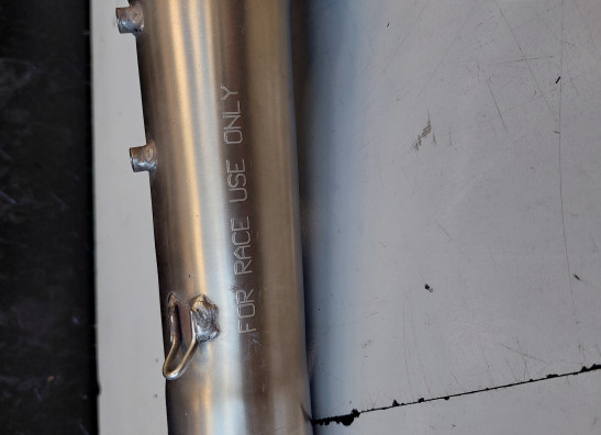 Uitlaat Aprilia RSV 1000