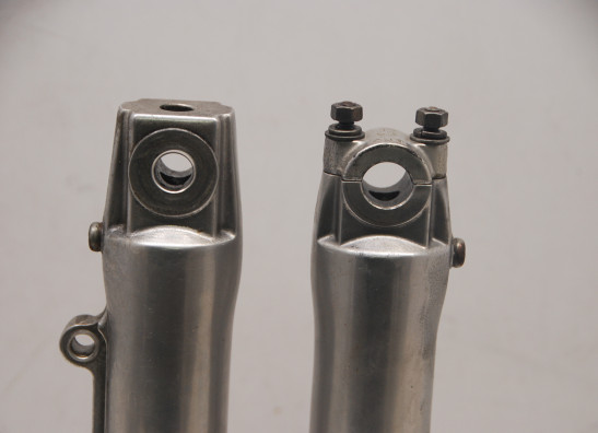 Voorpoot buiten Harley Davidson Softtail