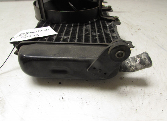 Radiator Yamaha FZR 400