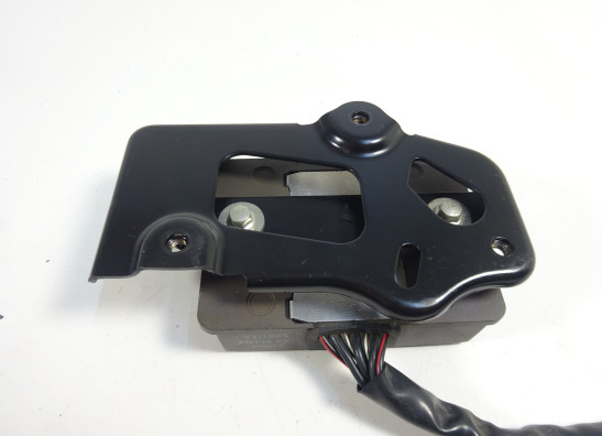 Regulator rectifier  Suzuki GSR 750