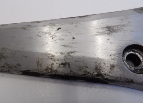 Fussrastetrager vorne rechts Suzuki GSX 400 E