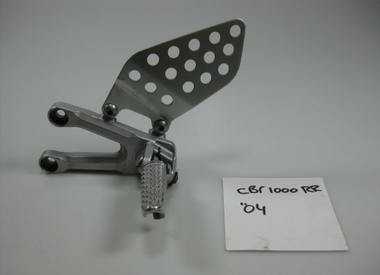 Fussrastetrager vorne links Honda CBR Fireblade