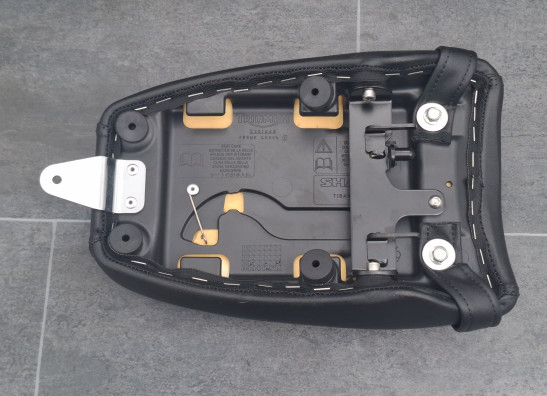 Soziussitz Triumph Thunderbird 1600