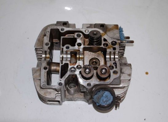 Cilinderkop Honda VT 700 750
