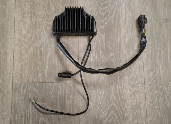 Spanningsregelaar Harley Davidson VROD VRSC