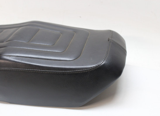 Zadel Honda CBX 550 F2