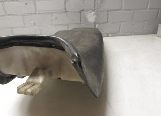 Zadel Kawasaki GPX 750