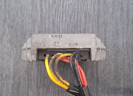 Regulator rectifier  Triumph Tiger 1050