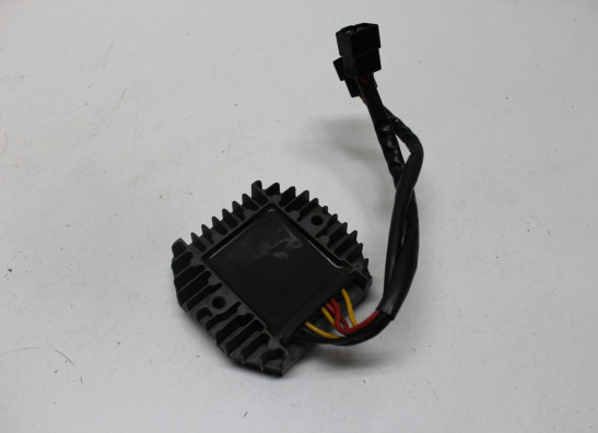 Spanningsregelaar Triumph Sprint GT 1050