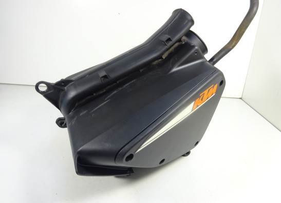 Luchtfilterhuis KTM 690 Duke 4