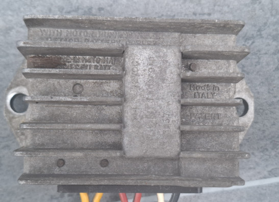 Regler Gleichrichter Ducati Monster 750