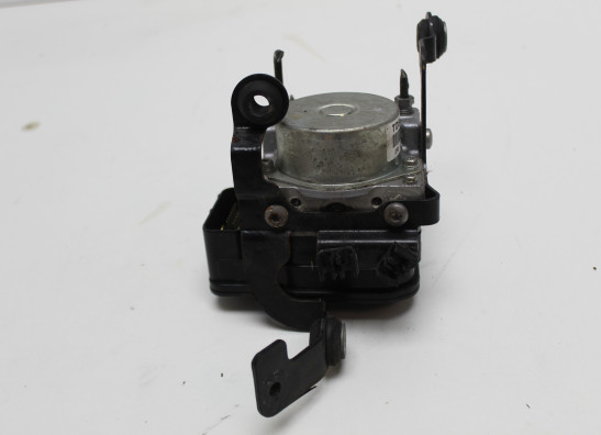 ABS pomp Triumph Tiger 800 xc