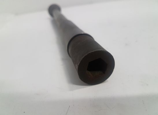 Rear axle Yamaha FJR 1300