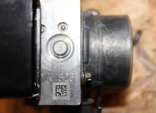 ABS pomp Kawasaki ER 6