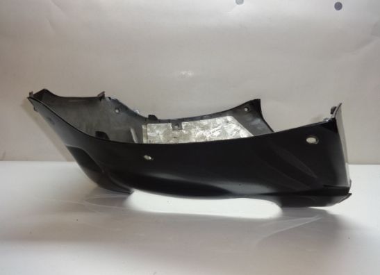 Cowl under Honda CBR 1000 F