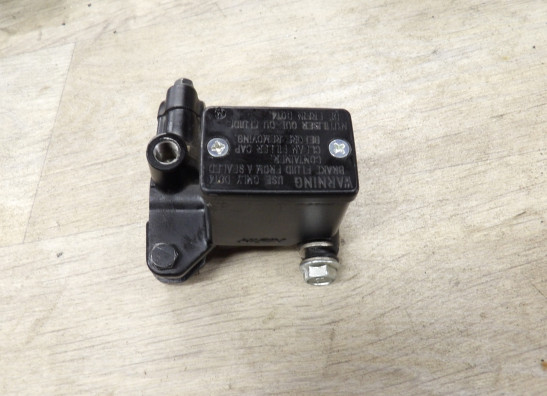 Front brake master cylinder  Suzuki Burgman 400