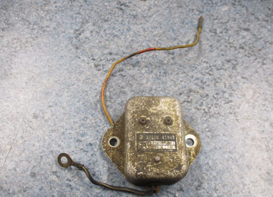 Regulator rectifier  Suzuki GS 750