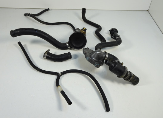 Kuhlflussigkeitsbehälter Aprilia RSV 1000