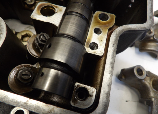 Cylinder head Honda VF 700  750 C Magna