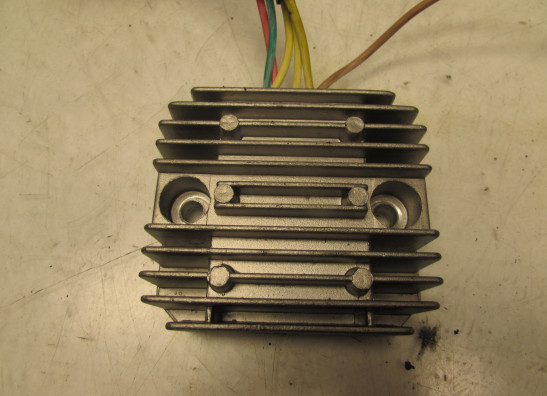 Spanningsregelaar Aprilia Pegaso