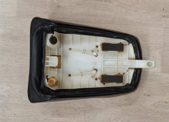 Buddy zadel Suzuki VS 1400 Intruder