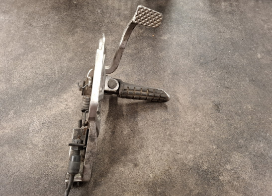 Fussrastetrager vorne rechts Kawasaki ZX 10 R