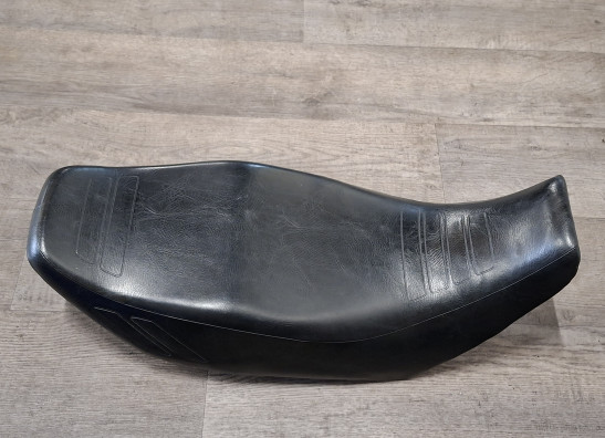 Zadel Yamaha XJ 600 F