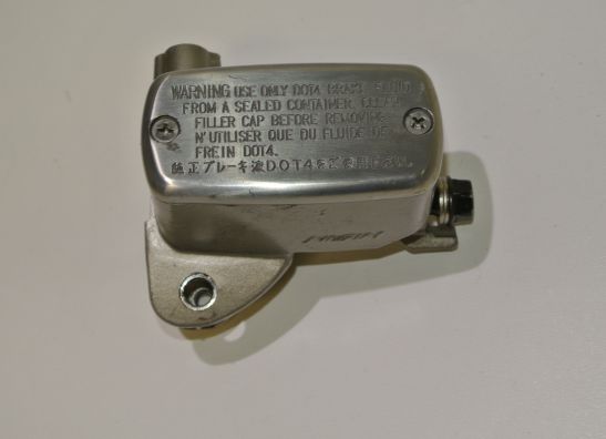 Bremszylinder vorne Honda ST 1300 Pan European