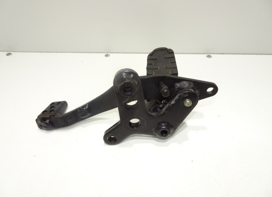 Fussrastetrager vorne rechts Triumph Tiger 900