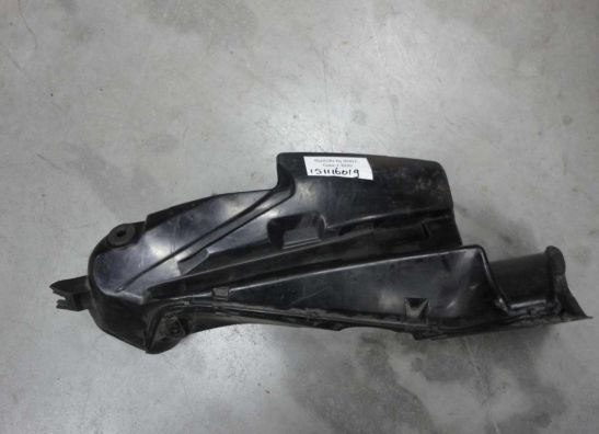 Linker luchtbuis Suzuki GSX R 600
