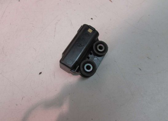 Relay Yamaha YZF R1