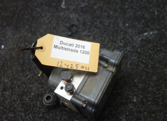ABS pomp Ducati Multistrada 1200