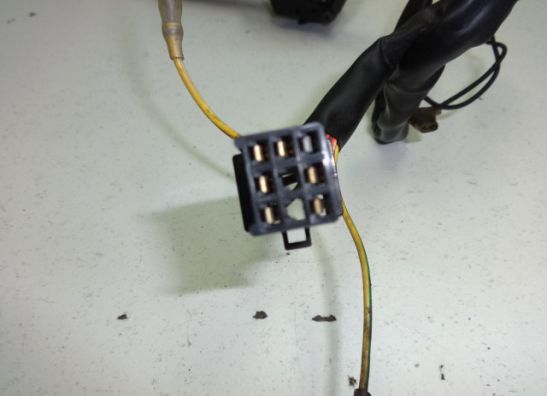 Handlebar switch assy right Suzuki VX 800