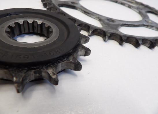 Ketting en tandwielset Yamaha MT 07