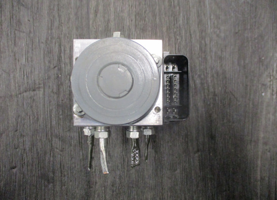 ABS pomp Suzuki GSR 750