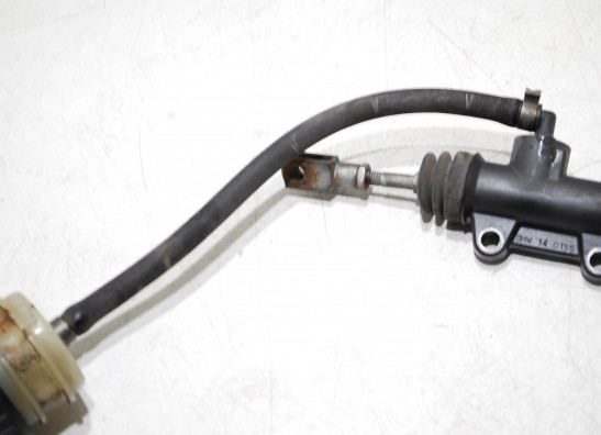 Rempomp achter BMW K 1200 R 