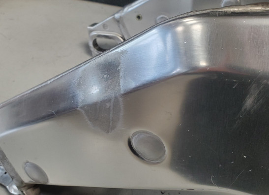 Achterbrug Aprilia Tuono 1000