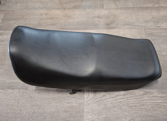 Zadel Honda CB 750 F