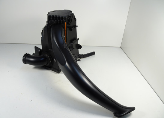 Air cleaner case BMW R 1200 RT