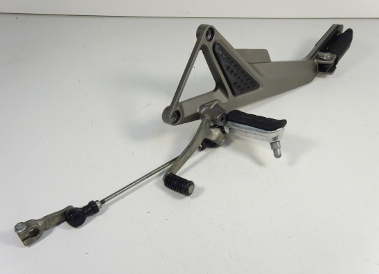 Fussrastetrager vorne links Honda CB 600 F