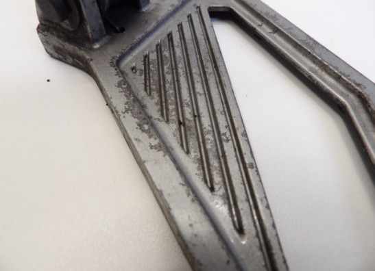 Fussrastetrager vorne links Kawasaki GPX 750