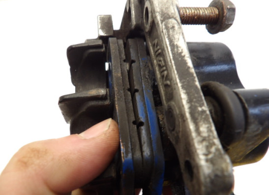 Brake caliper left front Honda CBR 1000 F