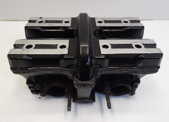 Cylinder head Yamaha V max