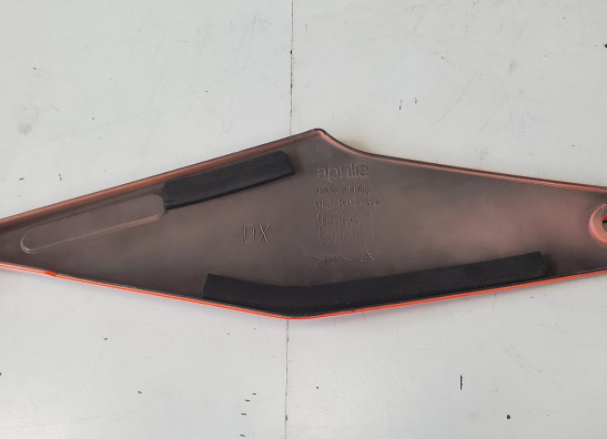 Seitenverkleidung rechts klein Aprilia Tuono 1000